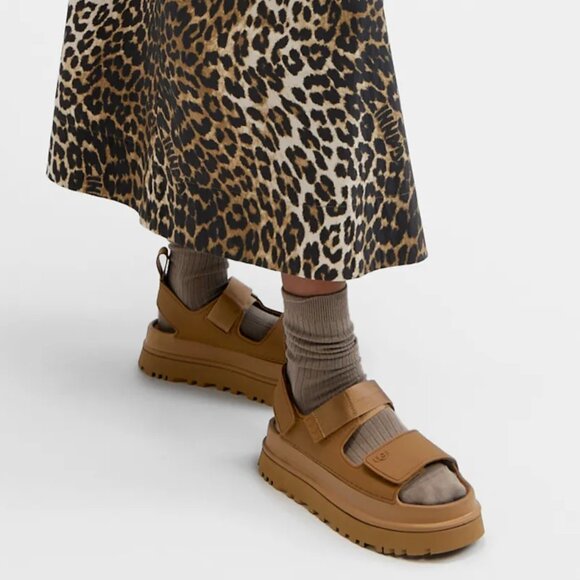 UGG Brown Sandals with Cushioned Platform Sole - Picture 2 of 9